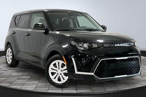 Fusion Orange 2025 Kia Soul LX