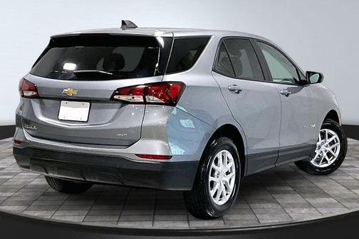 Sterling Gray Metallic 2024 Chevrolet Equinox LS