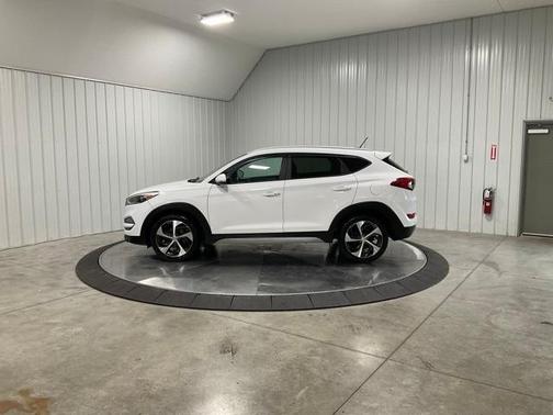 2017 Hyundai TUCSON Sport