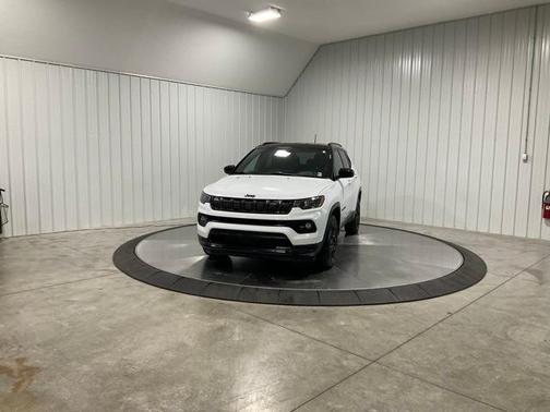 2022 Jeep Compass Altitude