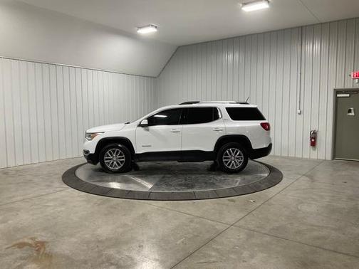 2017 GMC Acadia SLE-2