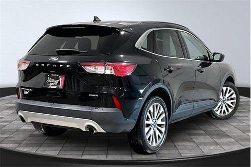 2022 Ford Escape Titanium Hybrid