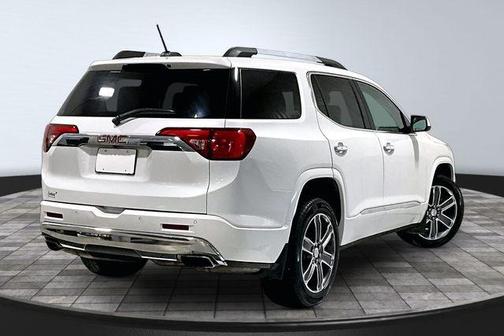 White Frost Tri-Coat 2018 GMC Acadia Denali