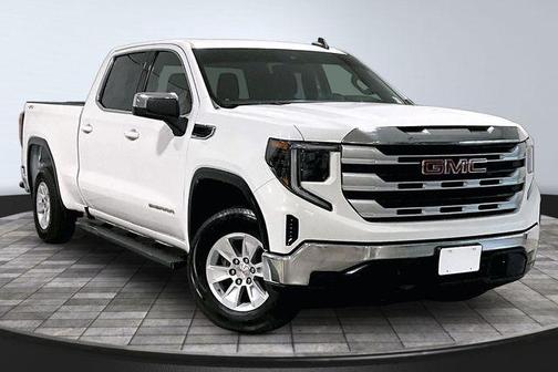 Summit White 2022 GMC Sierra 1500 SLE