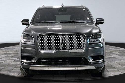 Magnetic Gray Metallic 2018 Lincoln Navigator Reserve