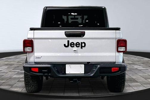 Bright White Clearcoat 2023 Jeep Gladiator Sport