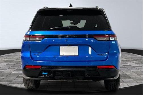 2022 Jeep Grand Cherokee 4xe Trailhawk