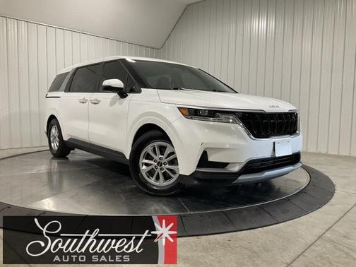 2023 Kia Carnival LX