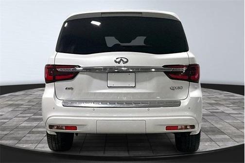 2021 INFINITI QX80 SENSORY