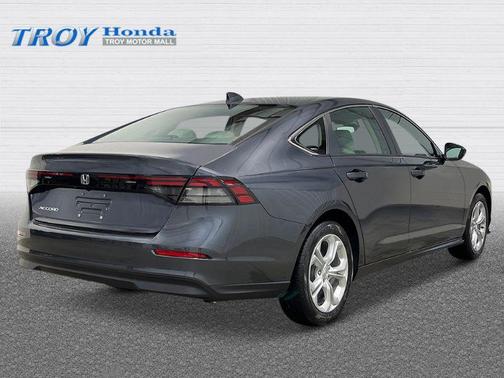 2025 Honda Accord LX 1.5T