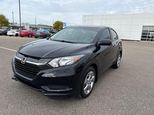 2017 Honda HR-V LX
