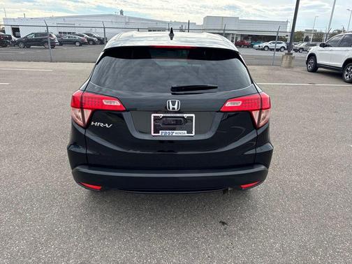 2017 Honda HR-V LX