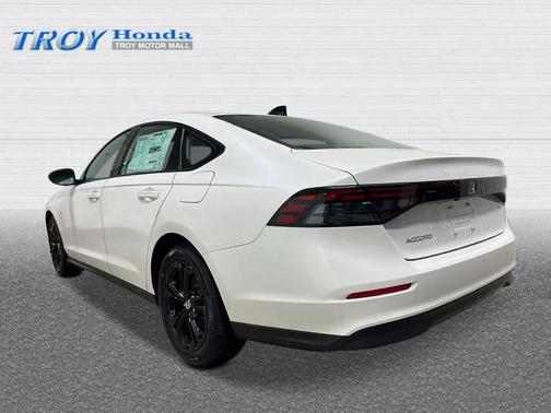 2025 Honda Accord Sport SE 1.5T
