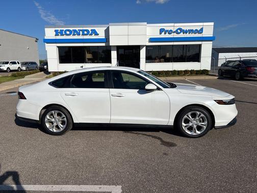 Platinum White Pearl 2023 Honda Accord LX 1.5T