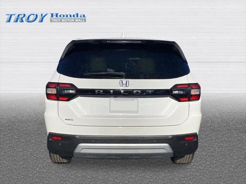 2025 Honda Pilot EX