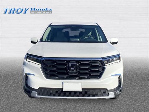 2025 Honda Pilot EX