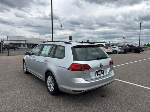 Reflex Silver Metallic 2016 Volkswagen Golf SportWagen TSI S 4-Door