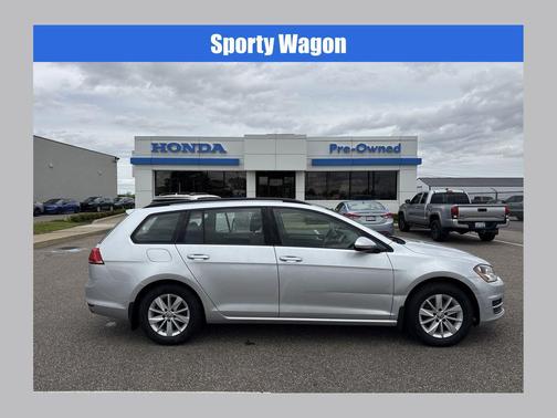 Reflex Silver Metallic 2016 Volkswagen Golf SportWagen TSI S 4-Door