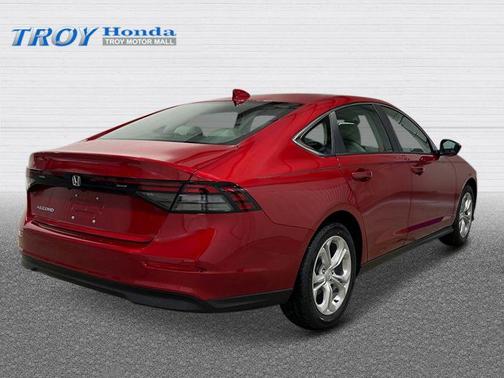 2025 Honda Accord LX 1.5T