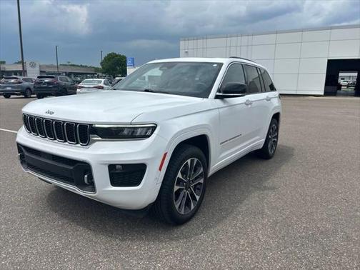 2022 Jeep Grand Cherokee Overland