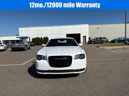 2018 Chrysler 300 S