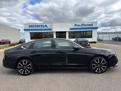 2023 Honda Accord Hybrid Touring