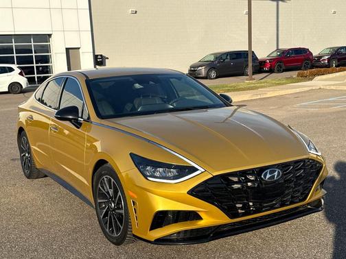 2020 Hyundai SONATA SEL Plus