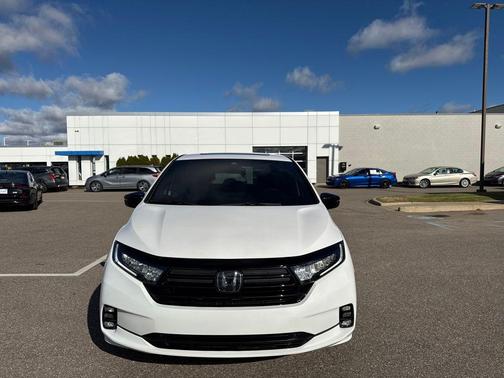2024 Honda Odyssey Sport