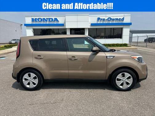 2016 Kia Soul Base