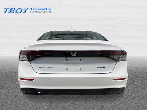 Platinum White Pearl 2026 Honda Accord Hybrid EX-L