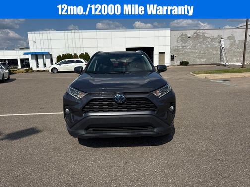 2019 Toyota RAV4 Hybrid XLE