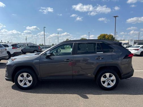 2019 Toyota RAV4 Hybrid XLE