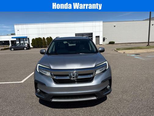 Lunar Silver Metallic 2019 Honda Pilot Elite