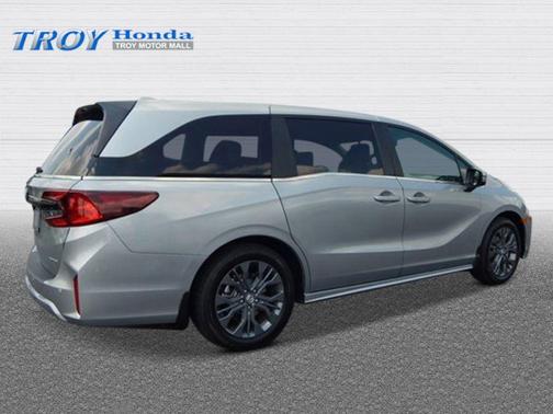 Solar Silver Metallic 2026 Honda Odyssey Touring