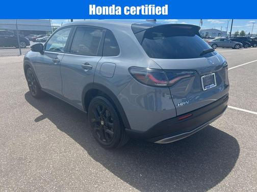 Urban Gray Pearl 2024 Honda HR-V Sport