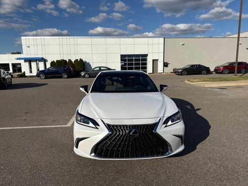 2025 Lexus ES 350 Luxury