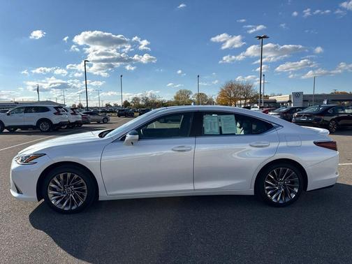 2025 Lexus ES 350 Luxury