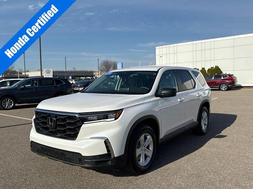 2023 Honda Pilot AWD LX