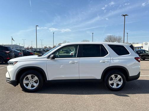 2023 Honda Pilot AWD LX
