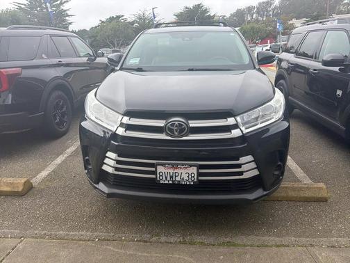 2019 Toyota Highlander LE