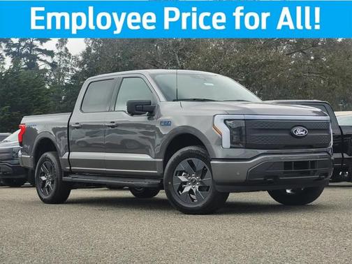 2025 Ford F-150 Lightning Flash