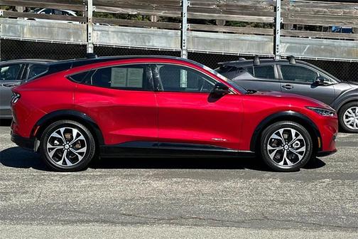 2021 Ford Mustang Mach-E Premium