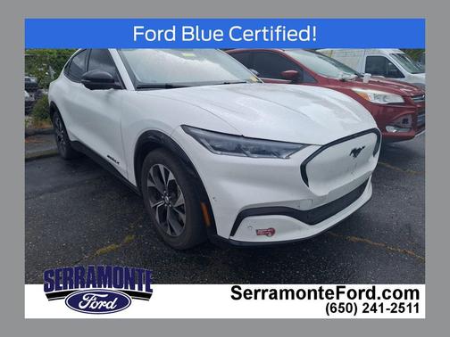 Star White Metallic Tri-Coat 2023 Ford Mustang Mach-E Premium