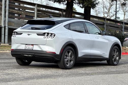 2023 Ford Mustang Mach-E Select