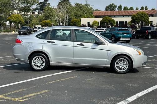 2010 Ford Focus SE