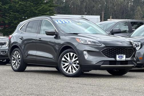 2020 Ford Escape Titanium