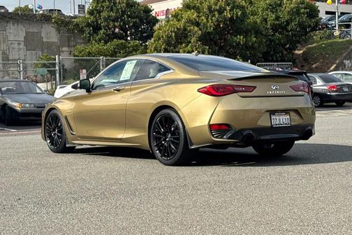 2017 INFINITI Q60 3.0t Red Sport 400