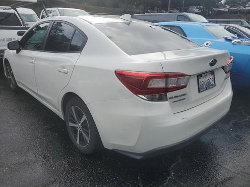 2020 Subaru Impreza Premium Sedan