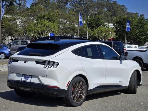 Star White Metallic Tri-Coat 2025 Ford Mustang Mach-E GT
