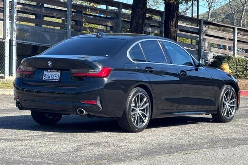 2019 BMW 330 330i